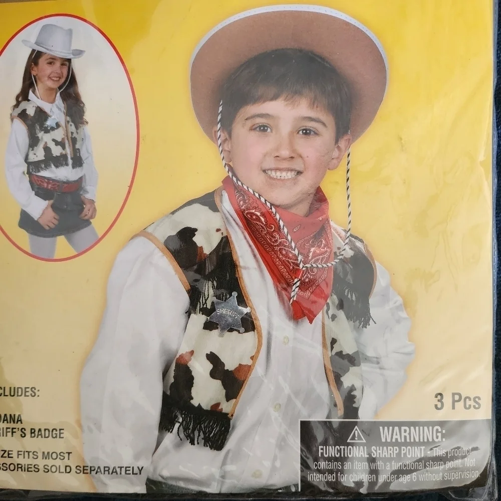 NWT Western Kit - Vest, Bandana and Sheriff's Badge - Child Halloween Costume OS